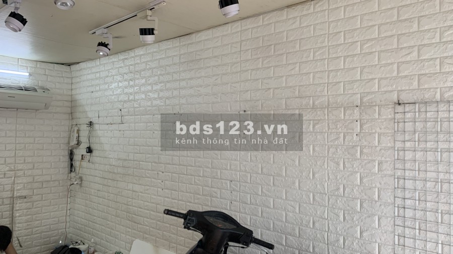 Cho thuê mặt bằng tầng 1 mặt phố Bạch Mai, đầu phố thuận tiện kinh doanh khu dân cư đông