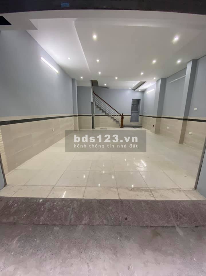 Bán nhà phân lô ô tô ngõ 213 Trung Kính dtsd 62m2, 5 tầng giá 12,3 tỷ, lhcc 0912442669