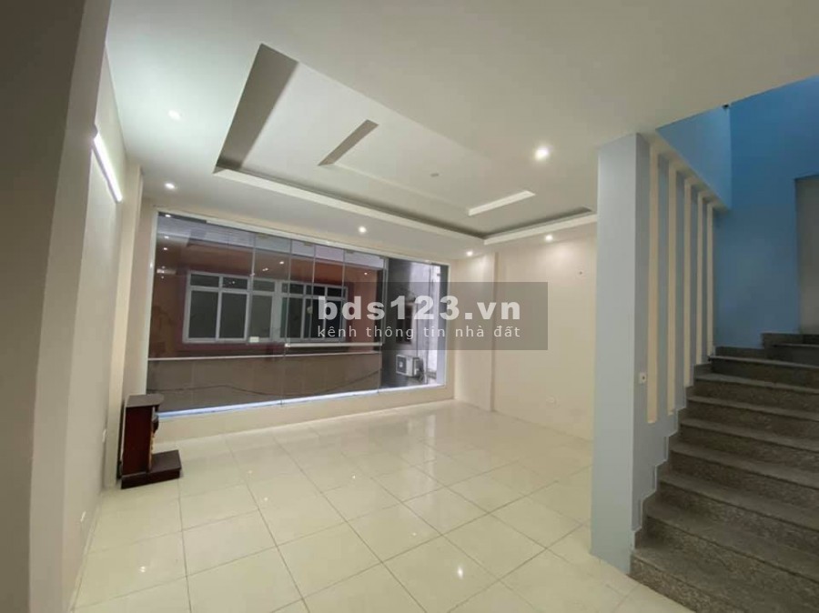 Bán nhà phân lô ô tô ngõ 213 Trung Kính dtsd 62m2, 5 tầng giá 12,3 tỷ, lhcc 0912442669