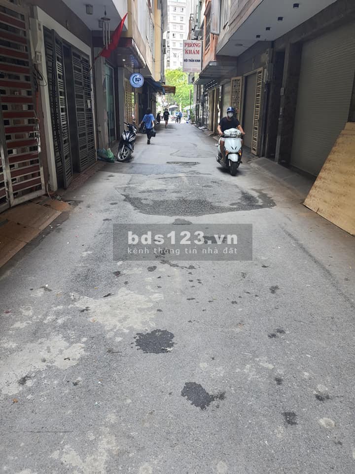 Bán nhà phân lô ô tô ngõ 213 Trung Kính dtsd 62m2, 5 tầng giá 12,3 tỷ, lhcc 0912442669