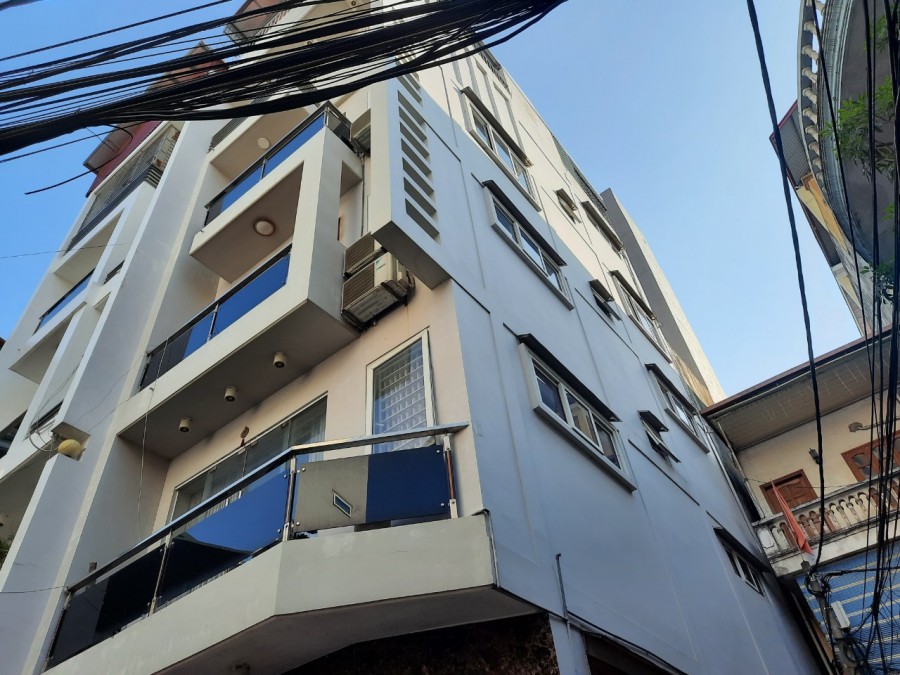 Bán nhà mặt ngõ Lạc Long Quân Cầu Giấy 54Mx6T 11 tỷ 0902224679