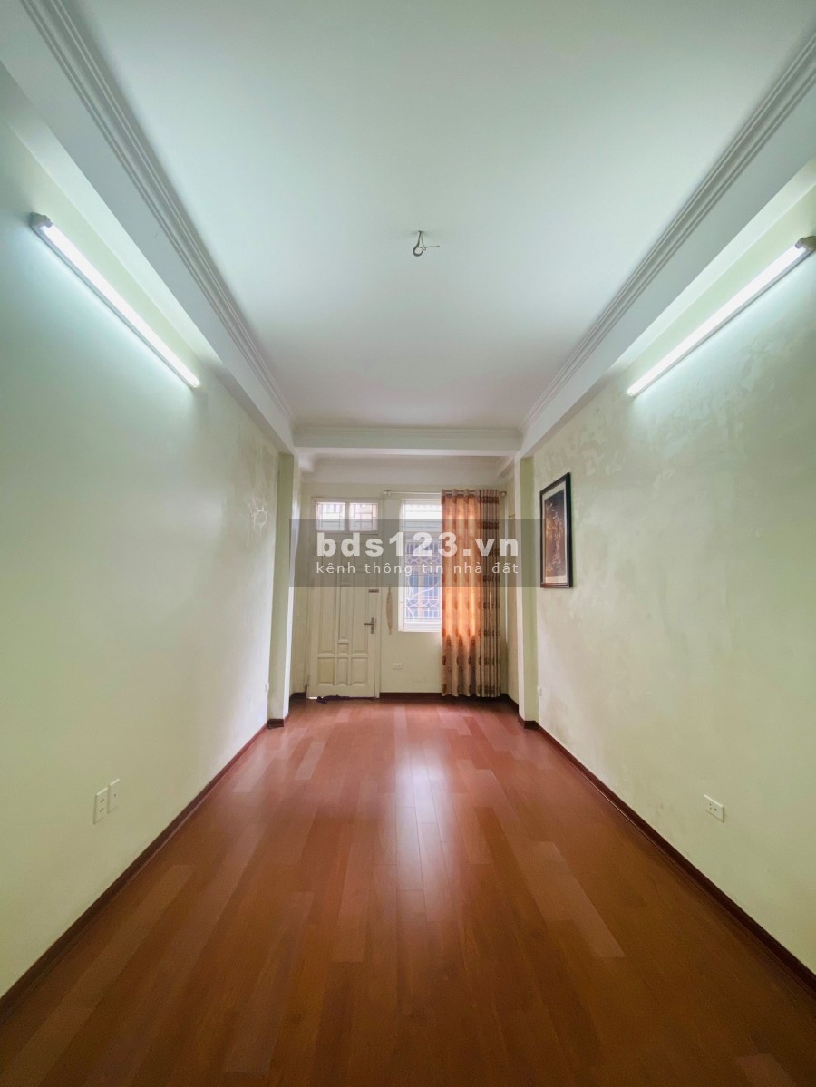Chính chủ bán nhà phân lô diện tích 60m2 ngõ 230 Lạc Trung Hai Bà Trưng 0944523668