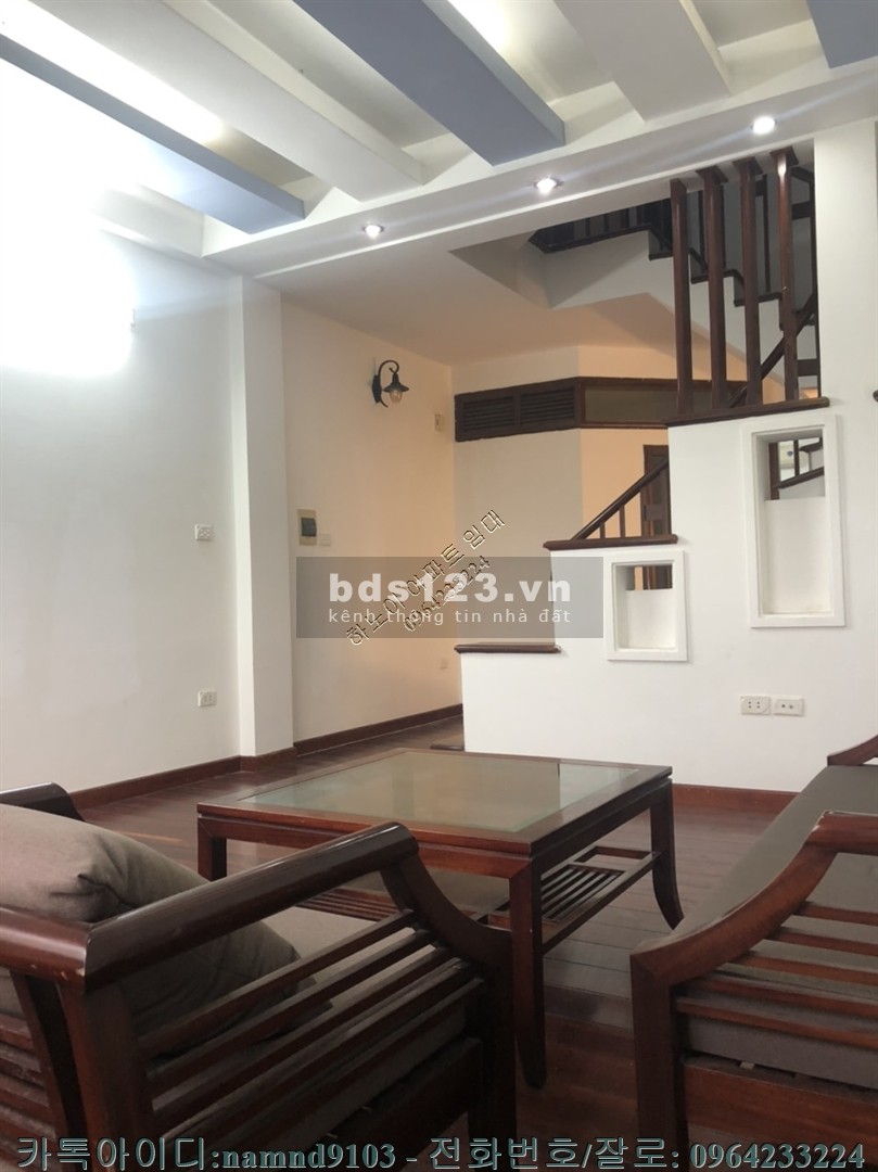 Cho thuê nhà riêng 4 tầng full nội thất khu Xuân La, giá cho thể thương lượng chính chủ