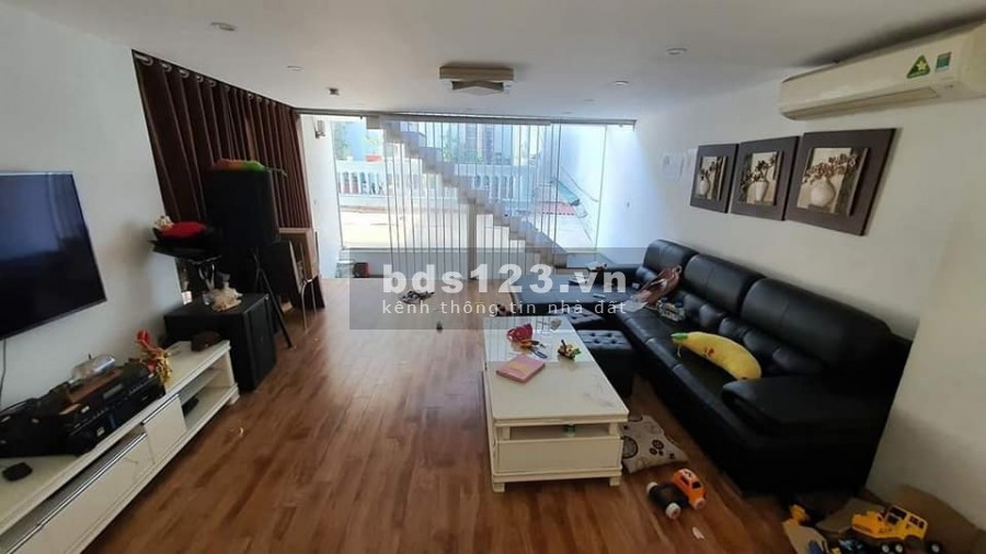 Bán Nhà Hoàng Mai 60m2 nhà đẹp mặt ngõ kinh doanh lô góc gần phố lh 0334.837.326