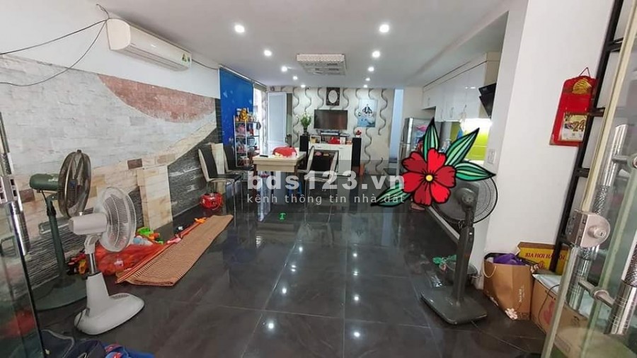 Bán Nhà Hoàng Mai 60m2 nhà đẹp mặt ngõ kinh doanh lô góc gần phố lh 0334.837.326