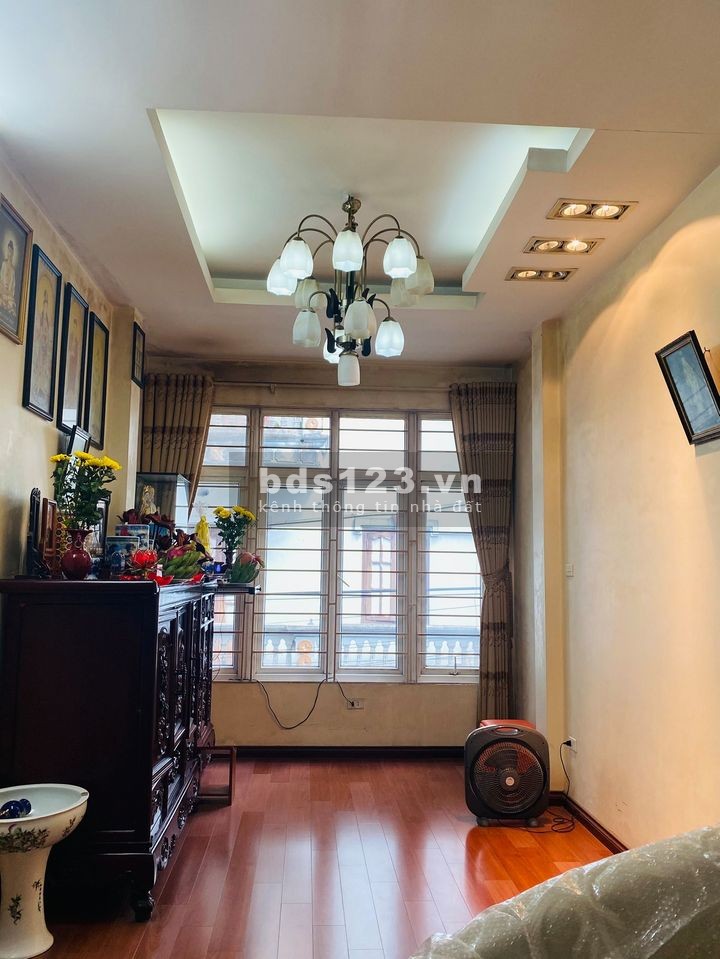 Chính chủ bán nhà phân lô diện tích 60m2 ngõ 230 Lạc Trung Hai Bà Trưng 0944523668