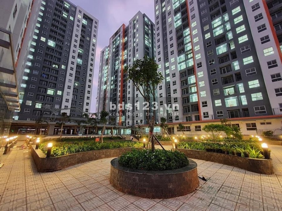 Chính chủ bán căn hộ chung cư Samsora Riverside tiện ích đầy đủ, kiến trúc nhà đẹp