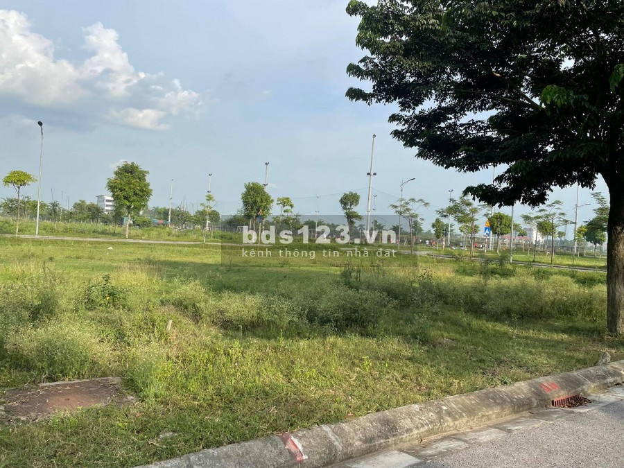 Dịch hết đất lên bán nhanh vài lô đất tại Yên Phong tiềm năng sinh lời lớn, lh 0966951396