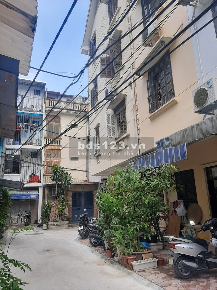 Bán nhà phố Thịnh Liệt Hoàng Mai, đẹp long lanh, diện tích 45m2, 5 tầng, giá bán 3.4 tỷ