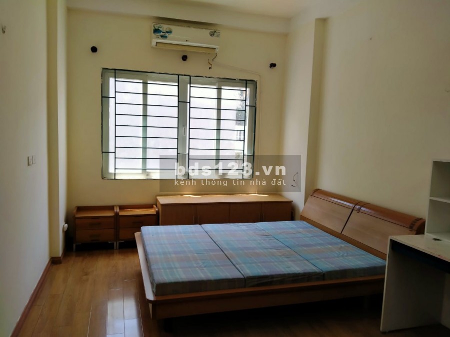 Nhà riêng Thanh Xuân sát ô tô tránh, ở ngay 5 tầng diện tích sử dụng 32m2 giá 3.55 tỷ