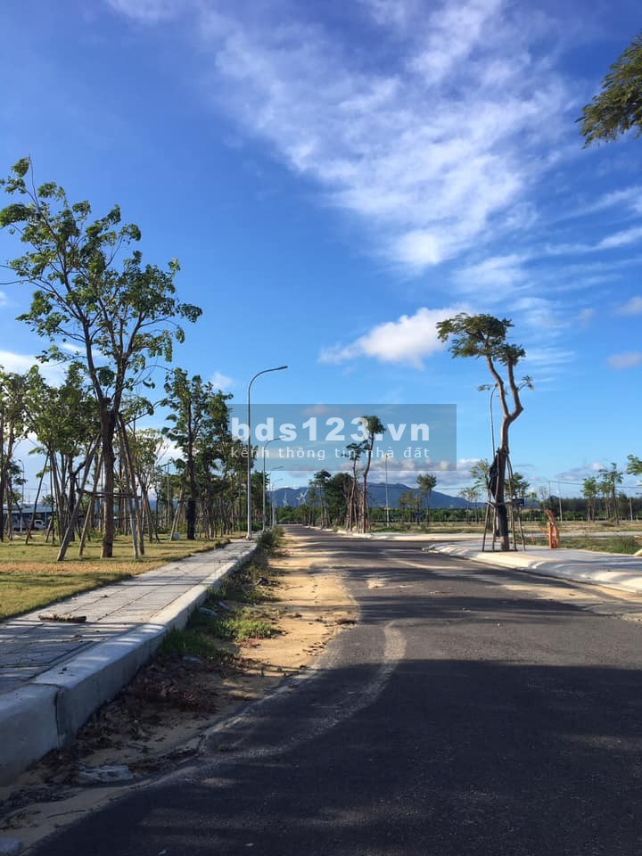 Chính chủ cần bán gấp nền thương mại diện tích 7x18 (126m2) Nhơn Hội New City