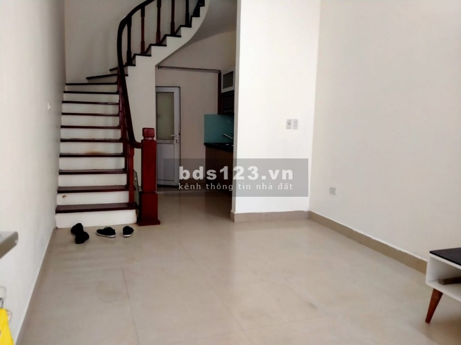Nhà riêng Thanh Xuân sát ô tô tránh, ở ngay 5 tầng diện tích sử dụng 32m2 giá 3.55 tỷ