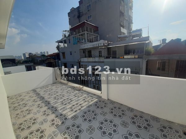 Nhà Bùi Xương Trạch Quận Thanh Xuân diện tích sử dụng 30m2 5 tầng đúc giá 3.65 tỷ