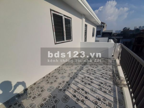 Nhà Bùi Xương Trạch Quận Thanh Xuân diện tích sử dụng 30m2 5 tầng đúc giá 3.65 tỷ