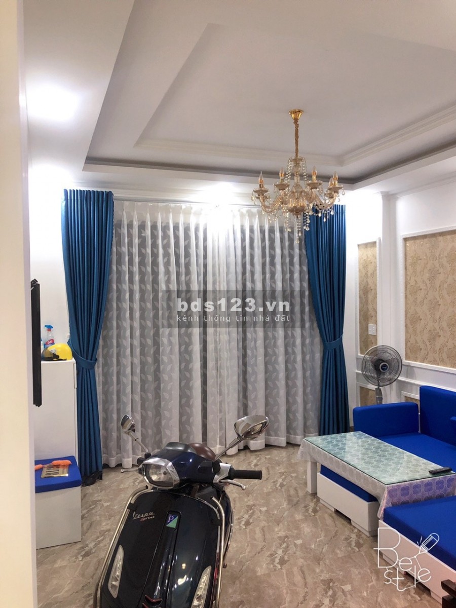 Bán nhà nguyên căn hẻm xe hơi đậu cửa hẻm thẳng 1 trục, nhà 3 tầng đẹp, dt 46m2 ở ngay