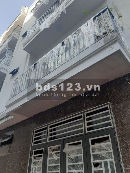 Nhà Bùi Xương Trạch Quận Thanh Xuân diện tích sử dụng 30m2 5 tầng đúc giá 3.65 tỷ