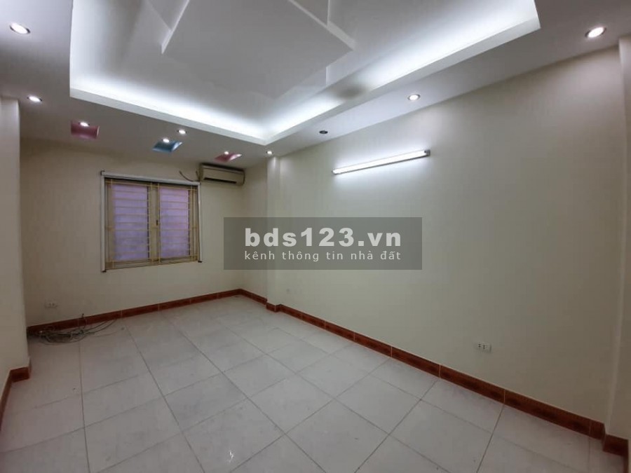 Nhà Thịnh Hào 2 đi vài bước chân ra phố Tôn Đức Thắng diện tích 17m2, giá bán 1.85 tỷ