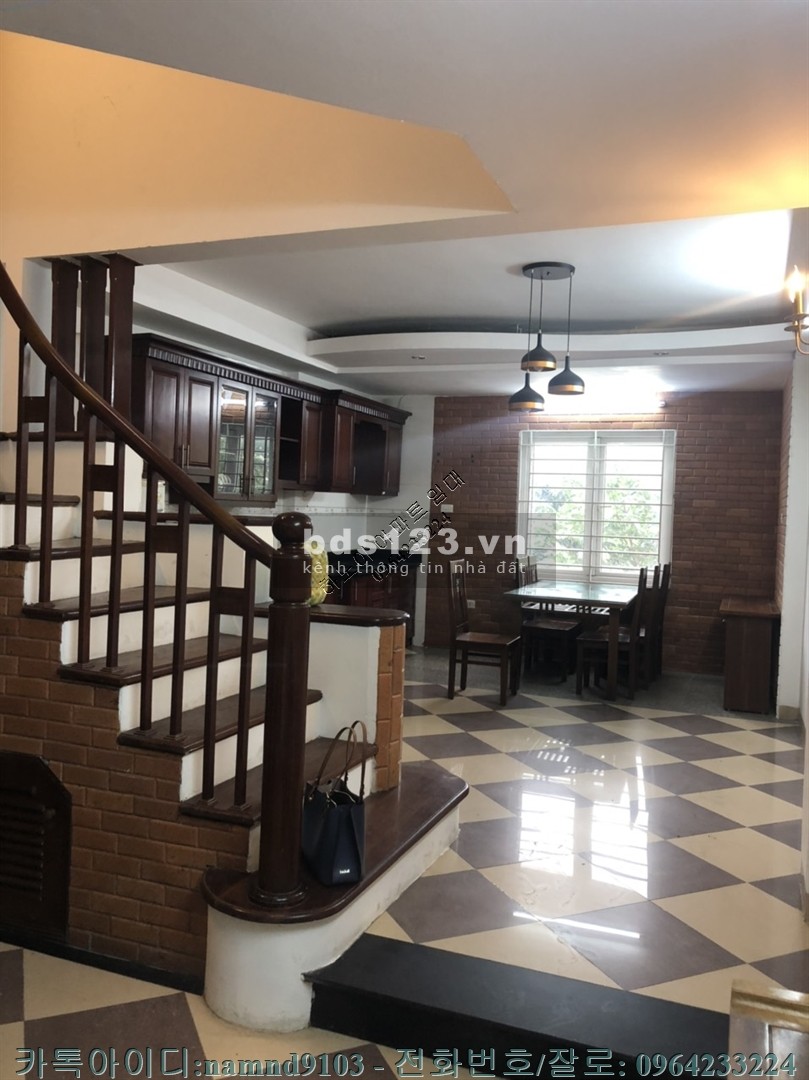 Cho thuê nhà riêng 4 tầng full nội thất khu Xuân La, giá cho thể thương lượng chính chủ