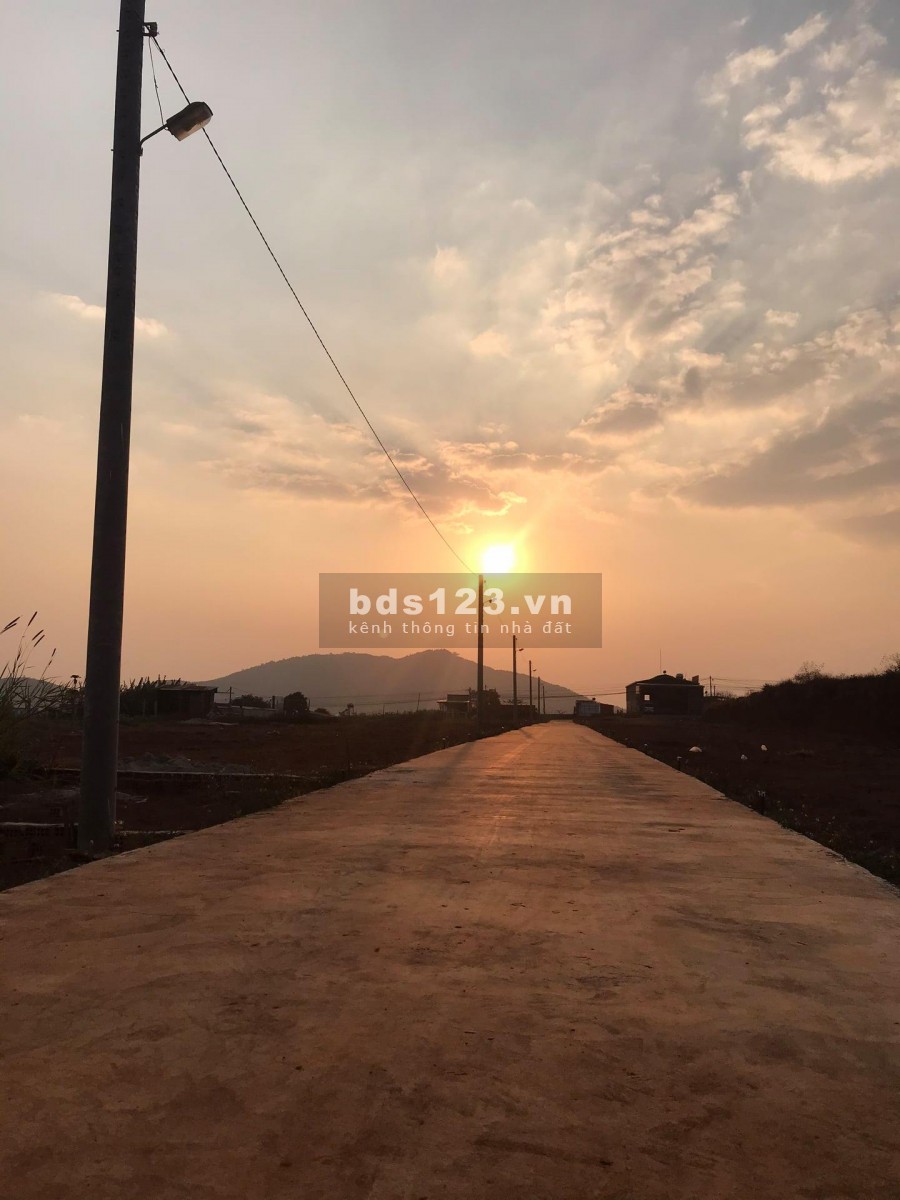 Cần bán gấp lô đất 600 m2 giá 625 triệu xã Đông Thanh, huyện Lâm Hà