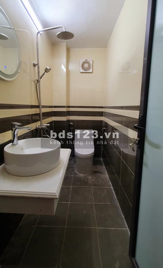 Nhà Xuân Thủy, Cầu Giấy 2 Mặt Ngõ, 35m2x5t, Dt 15tr/th, Chỉ 2.85 tỷ. 0868003568