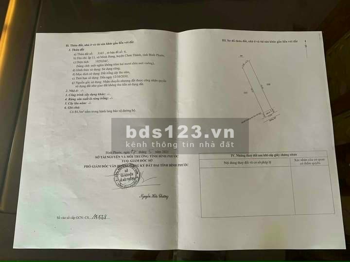 Cần bán 1000 mét vuông đất mặt tiền đường bê tông gần chợ Minh hưng chân thành Bình Phước. Giá 100 tr
