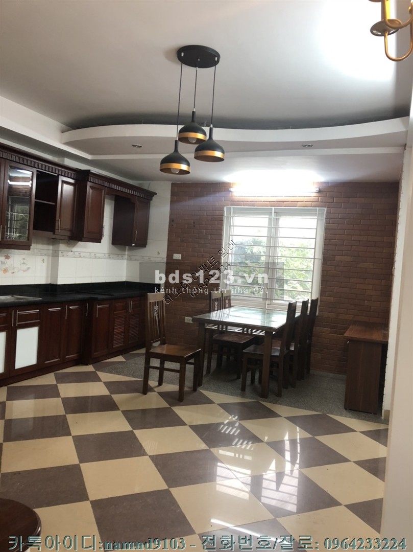Cho thuê nhà riêng 4 tầng full nội thất khu Xuân La, giá cho thể thương lượng chính chủ