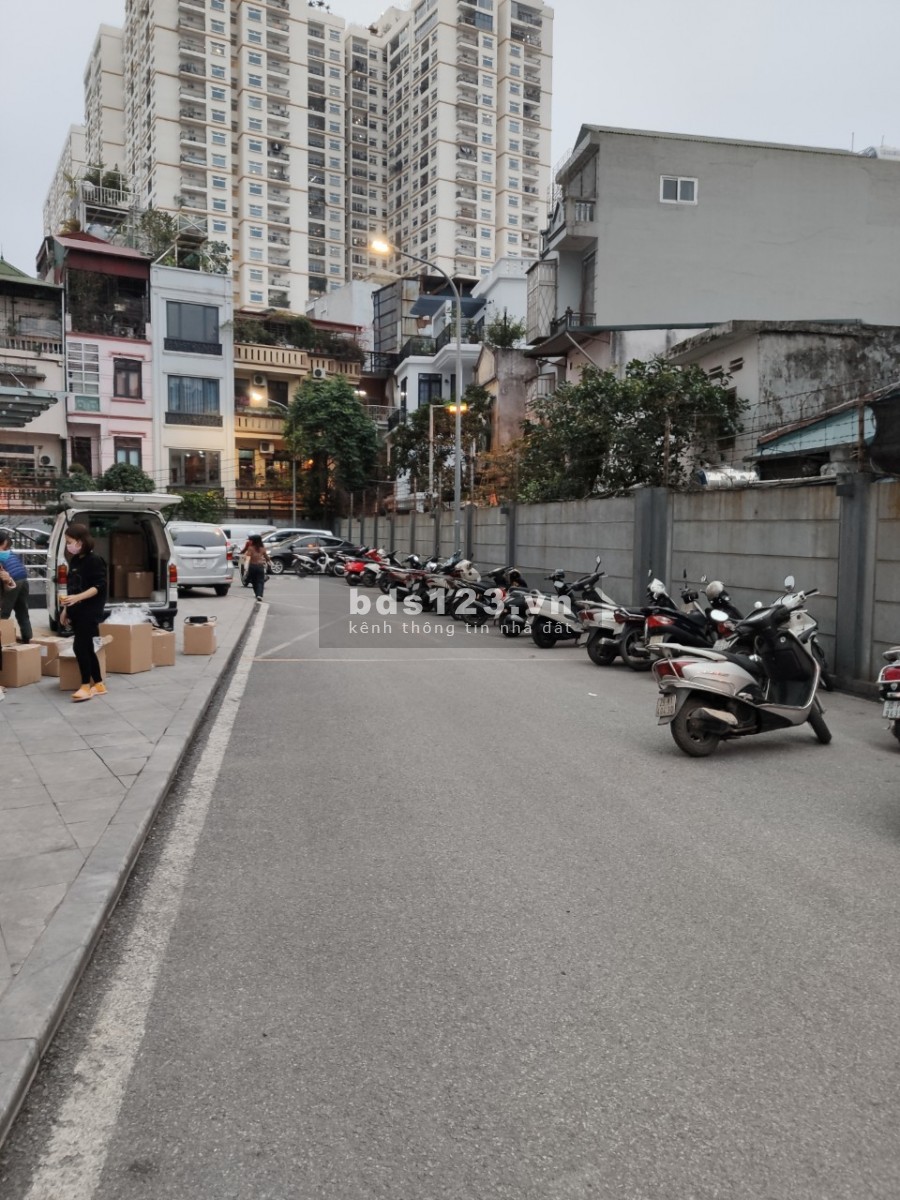 Bán nhà liền kề 120m2 x3.5 tầng phố Minh Khai ô tô đỗ cửa cạnh Times City