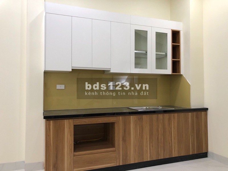 Bán nhà hẻm Bến Vân Đồn P5 Quận 4 diện tích sử dụng 14m2, giá 1.3 tỷ, 0932501298