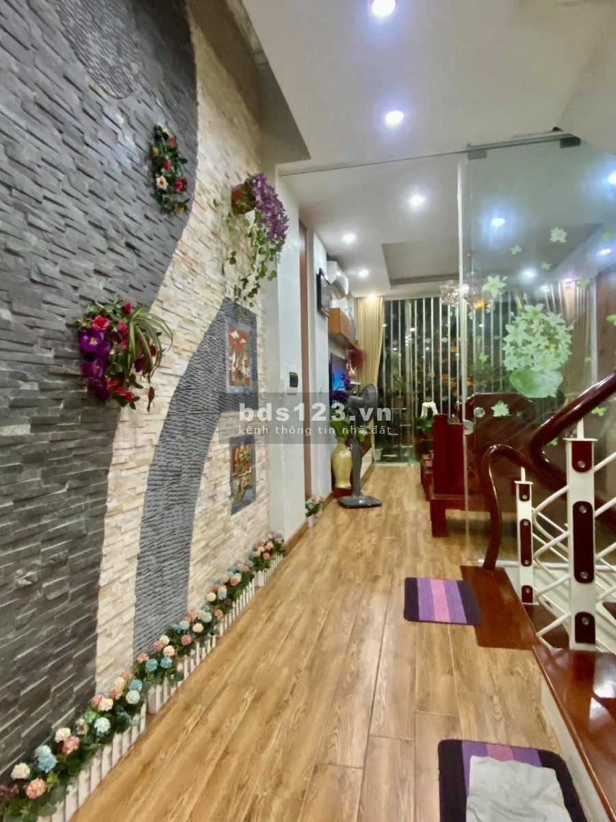 Hạ chào bán nhà LK, Ngô Thị Nhậm, ô tô tải tránh, 58 m2, MT 5.5m, 5 tầng, giá nhỉnh 6 tỷ