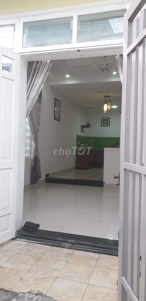 Cần bán gấp khách sạn đang kinh doanh tốt tại Hoằng Hóa, Thanh Hóa giá bán 19 tỷ