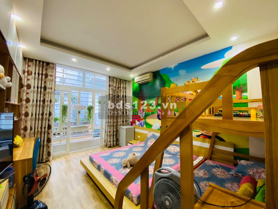 Siêu phẩm đầu tư dòng tiền sau covid nhà mới xây Hoàng Ngân 45m2 Giá 6 tỷ