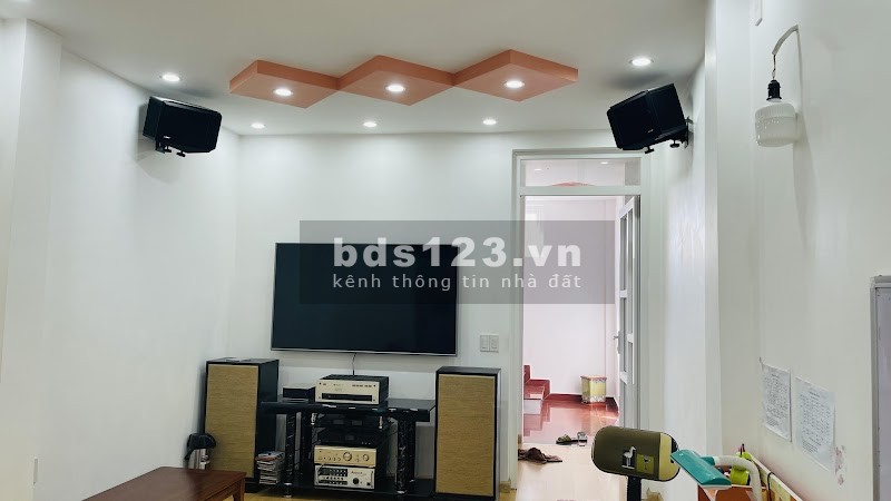 Bán nhà nguyên căn siêu hiếm Xuân Phương 5 tầng để lại toàn bộ nội thất, liên hệ 0975210600