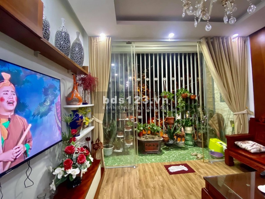 Hạ chào bán nhà LK, Ngô Thị Nhậm, ô tô tải tránh, 58 m2, MT 5.5m, 5 tầng, giá nhỉnh 6 tỷ