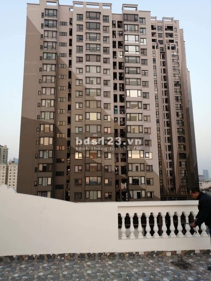 Bán nhà 8 tầng thang máy Trung Kính, lô góc 2 mặt ngõ rộng 10m, ô tô tránh, lh O94368O2O5