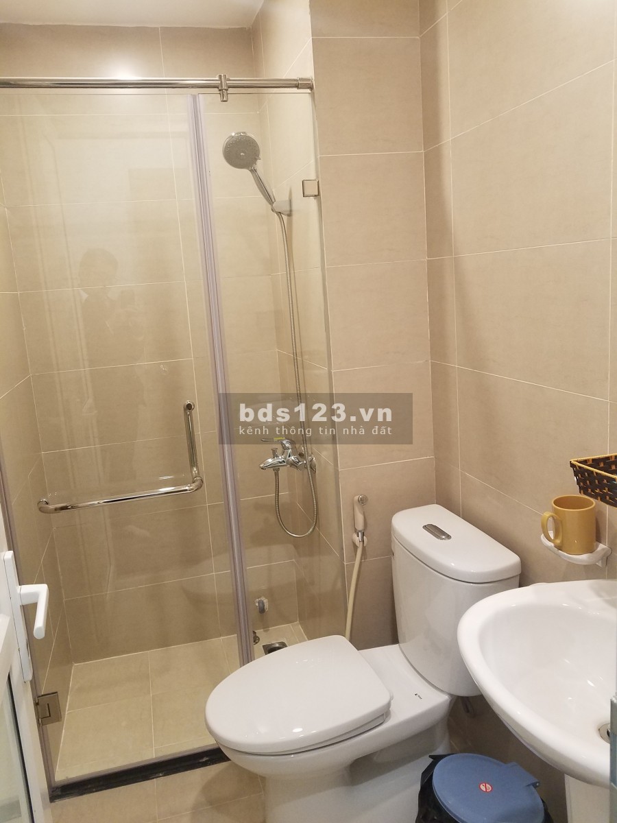 Cho thuê căn hộ chung cư FLC 18 Phạm Hùng giá rẻ nhất mặt bằng khu vực, yên tĩnh, an ninh