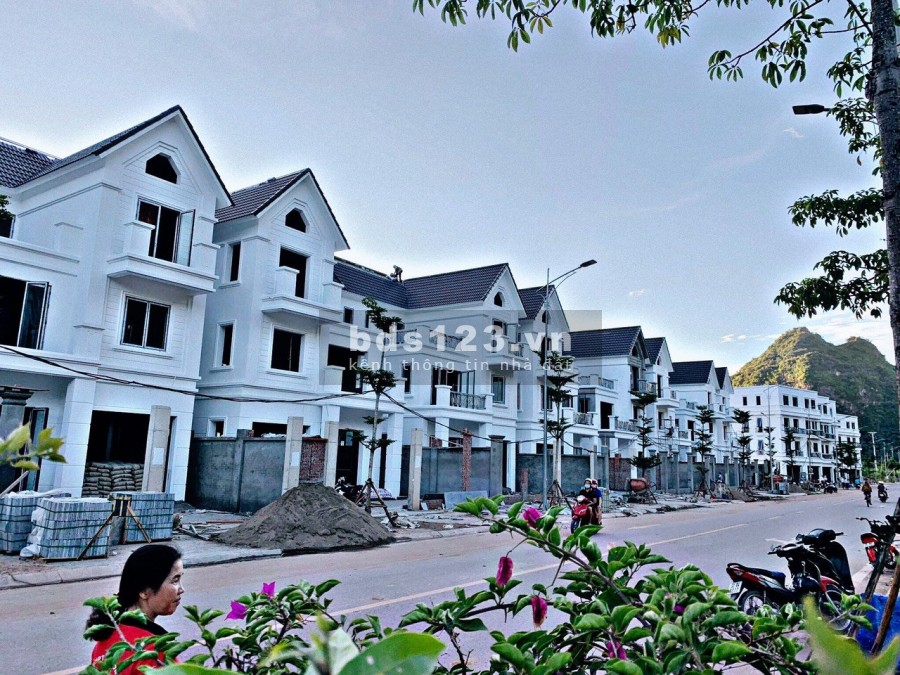 Biệt thự mặt suối Nậm La Tp Sơn La, chính sách ưu đãi cực tốt từ chủ đầu tư pháp lí đủ