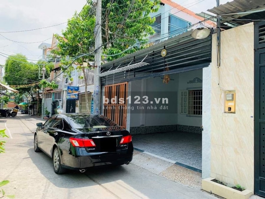 Bán gấp nhà Quận 7 diện tích 96m2 Đường Trần Xuân Soạn ô tô vào nhà giá thương lượng 6.5 tỷ