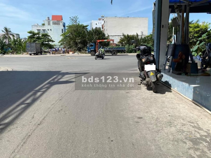 Bán gấp nhà Quận 7 diện tích 96m2 Đường Trần Xuân Soạn ô tô vào nhà giá thương lượng 6.5 tỷ