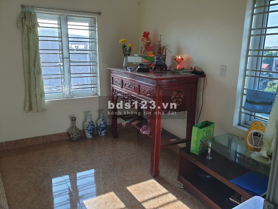 Bán nhà ngõ phố Đàm Lộc, ph Tân Bình, TP HD 40m2, 3 tầng, 3 ngủ, hướng tây, 1 tỷ 550