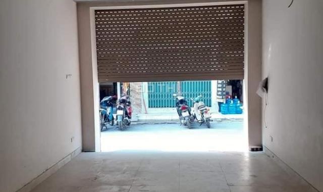 Tôi cần bán nhà phố Chùa Liên Phái, Bạch Mai xây đẹp nội thất xịn xò DT 38m 4T giá chỉ 3.4 tỷ