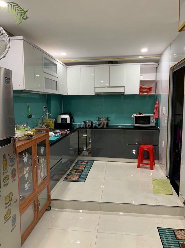 Nhà hẻm 5m Cộng Hoà, phường 11, Quận Tân Bình, diện tích vuông vức 5x10m, giá bán 6 tỷ