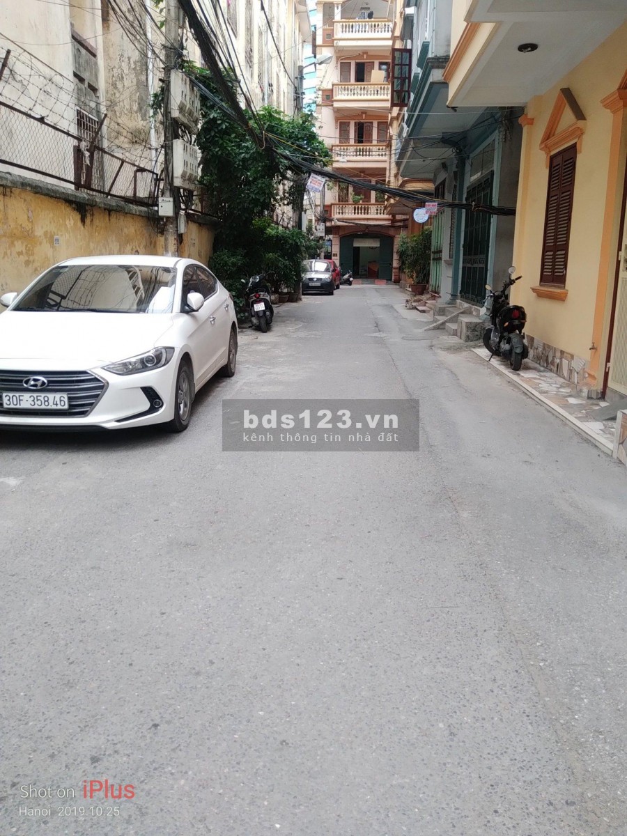 Đẹp long lanh, hướng đông nam, mặt tiền 5m, nội thất hoàng gia, chỉ có 1-0-2 tại Từ Liêm
