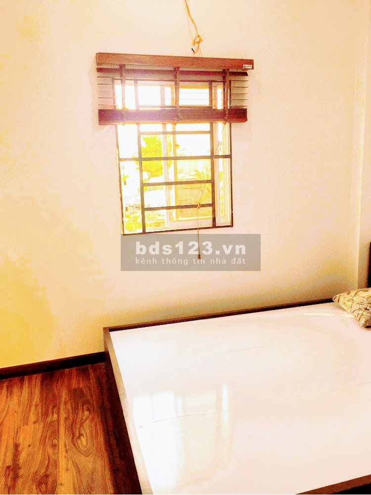 Nhà nguyên căn giá rẻ Quận Gò Vấp, có sân vườn, giảm 300 triệu sổ chính chủ, công chứng ngay