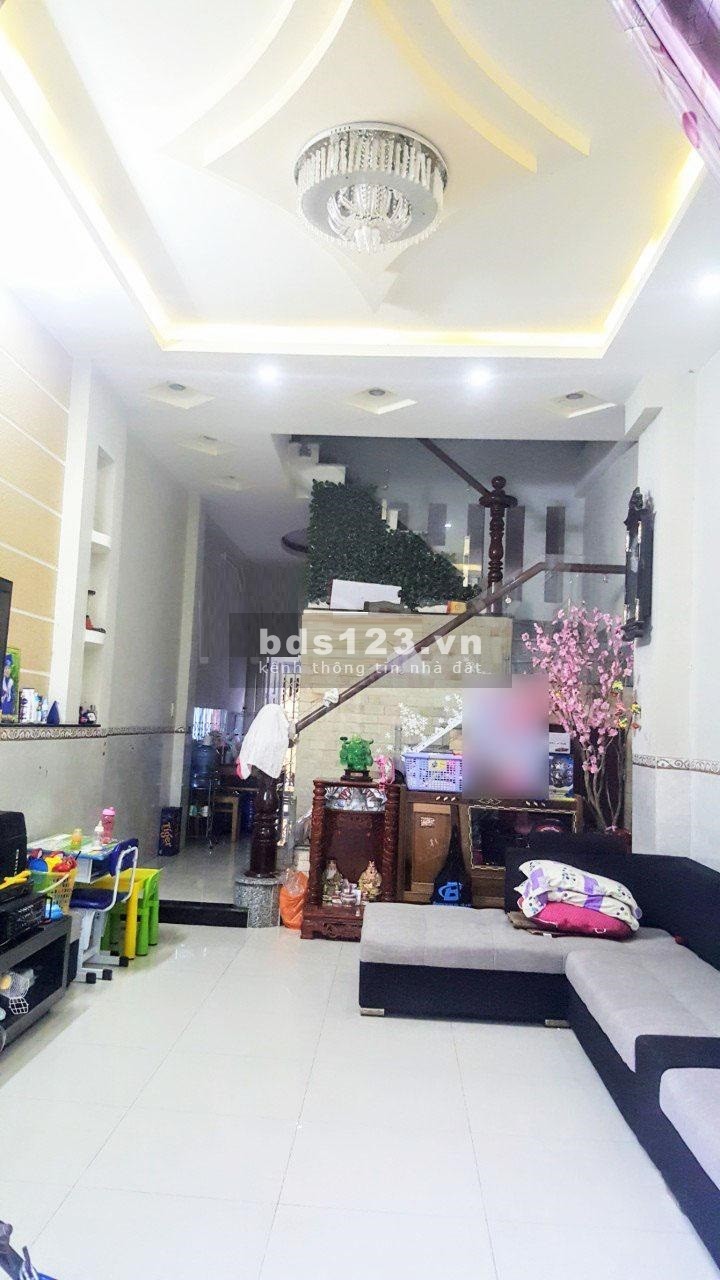 Nhà nguyên căn 2 mặt tiền chắc chắn, đúc 4 tầng, diện tích 52m2, vào ở liền, giá bán 1,7 tỷ