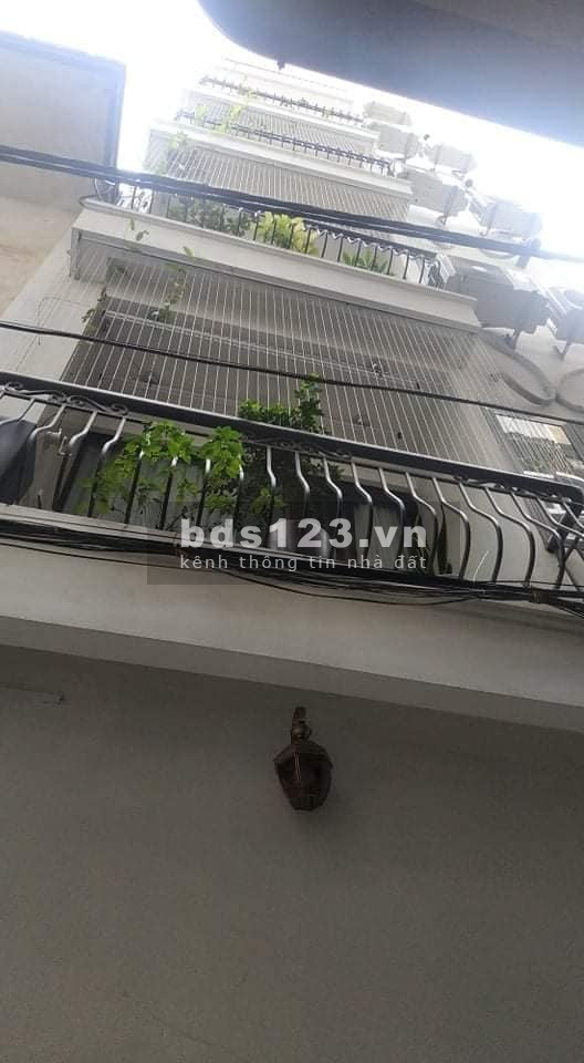 Bán nhà Tây Hồ An Dương Vương đường 2.5m, 5 tầng mặt tiền 3.3, giá bán 2.75 tỷ