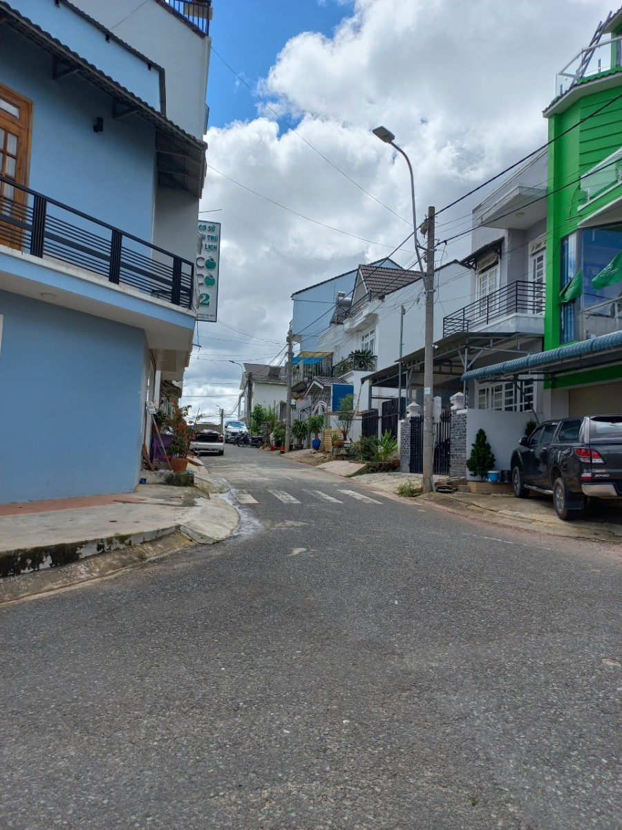 Cần bán lô đất mặt tiền Cao Thắng p7 thành phố Đà Lạt giá bán 8.7 tỷ, sổ sẵn, bàn giao ngay