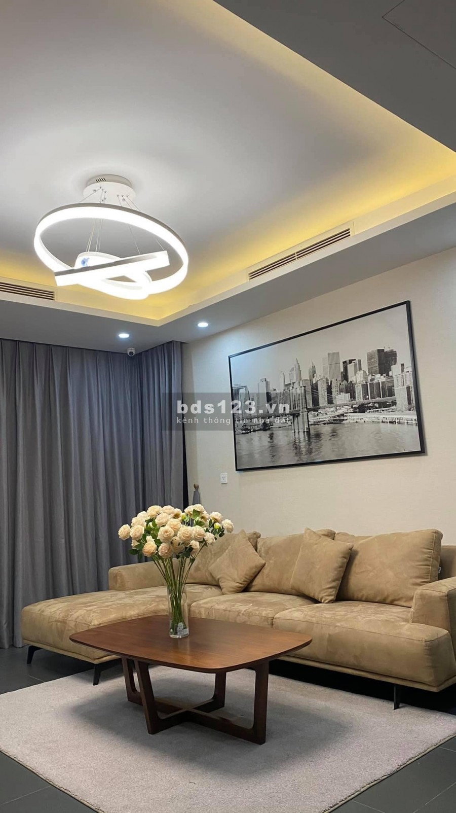 Bán nhà Nguyễn Văn Cừ 53m² mặt tiền 4m giá 4,9 tỷ ngõ ô tô.
