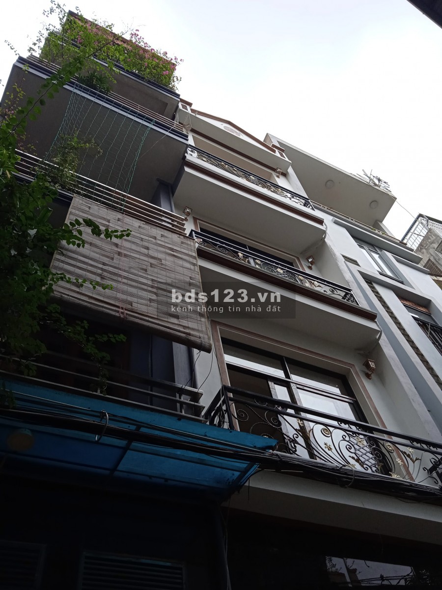 Mặt phố Vương thừa Vũ đúc kiên cố 5 tầng diện tích sử dụng 40m2, giá bán 7 tỷ