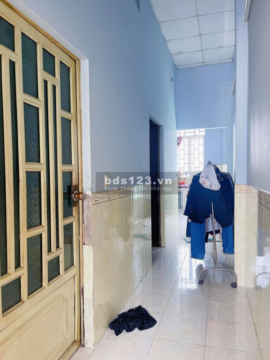 Bán nhà siêu rộng, hẻm xe hơi Tỉnh Lộ 10, Tân Tạo A , Bình Tân, diện tích 6 x 20 giá 4 tỷ