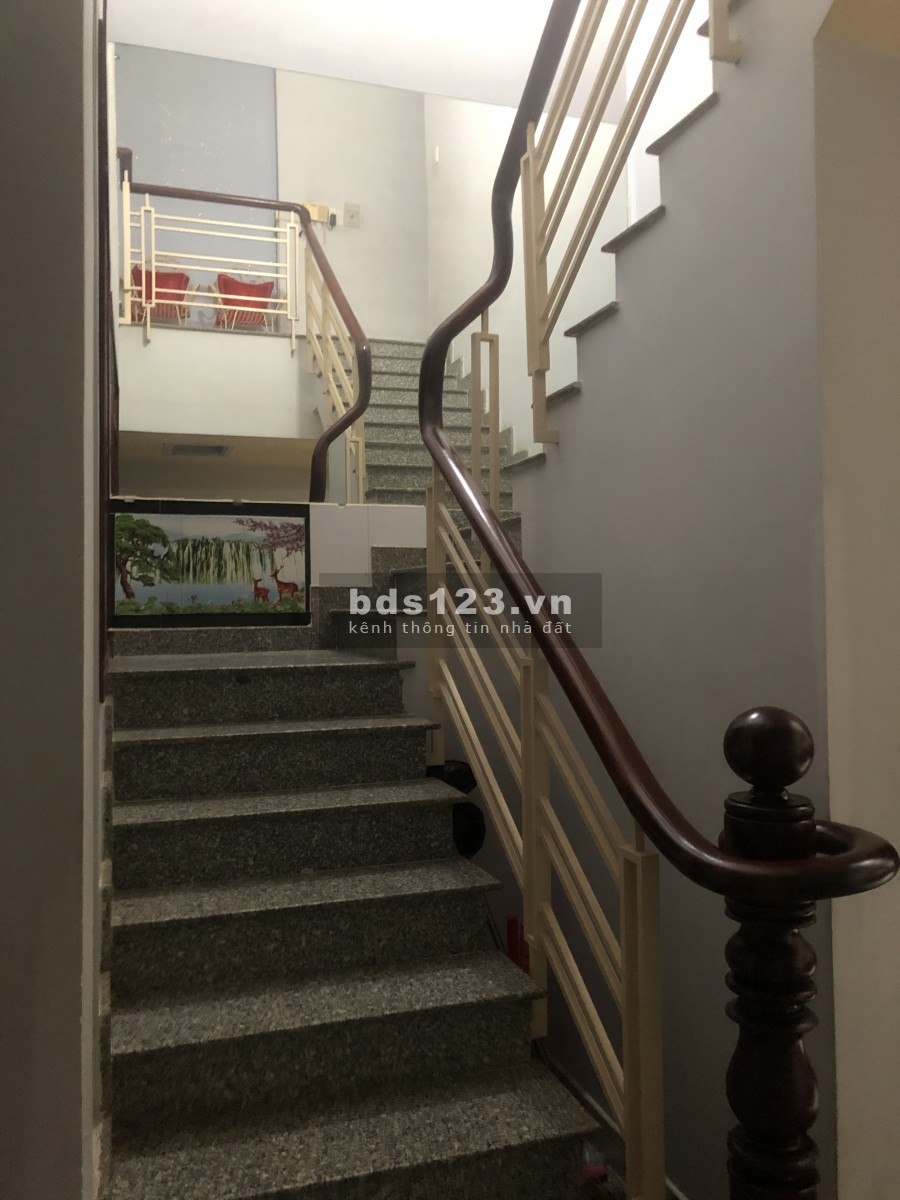 Bán nhà riêng phường Tăng Nhơn Phú A quận 9 thành phố Thủ Đức - Hẻm xe hơi rộng 4m
